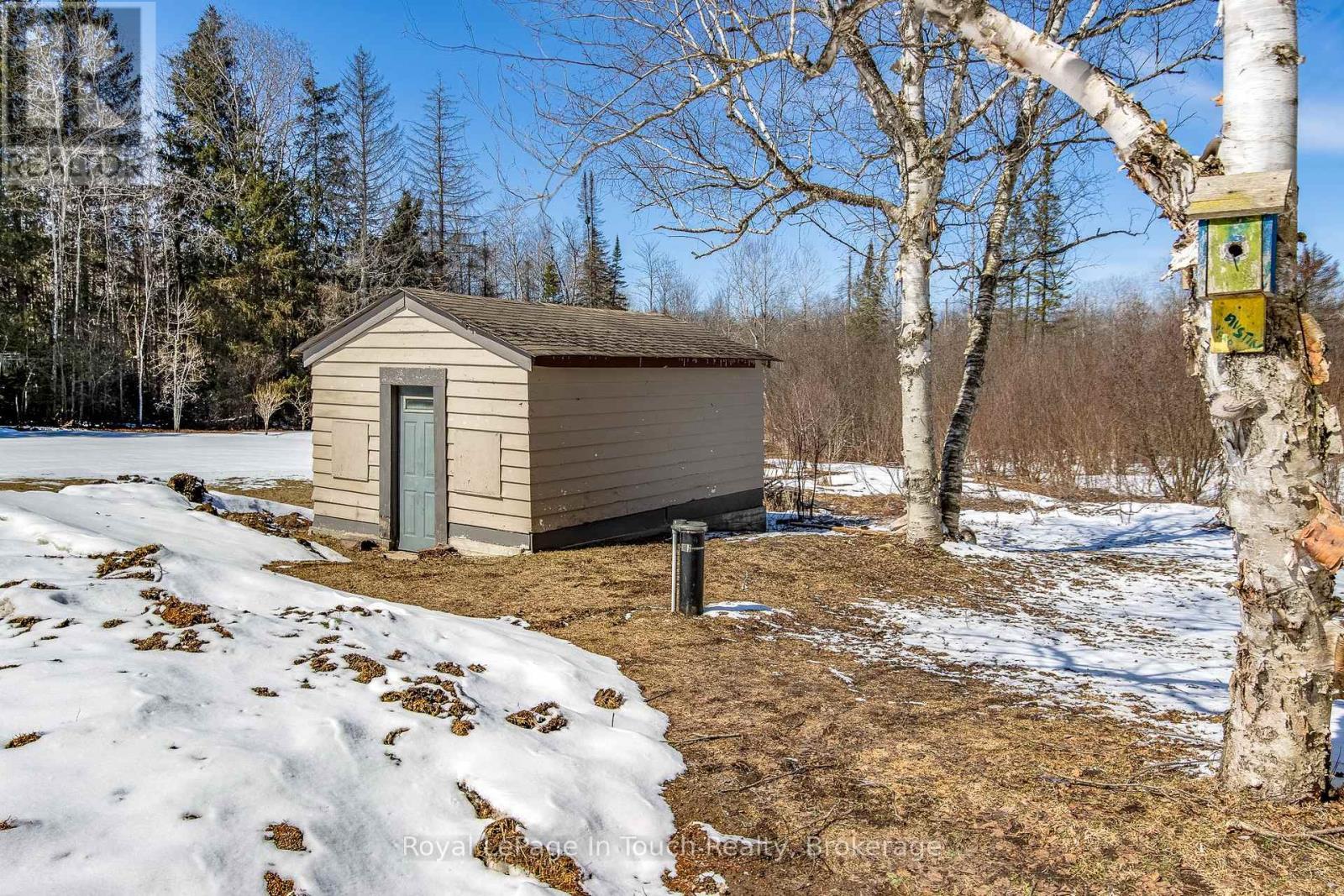 












284 CONCESSION 12 ROAD E

,
Tiny,




Ontario
L0L2J0


