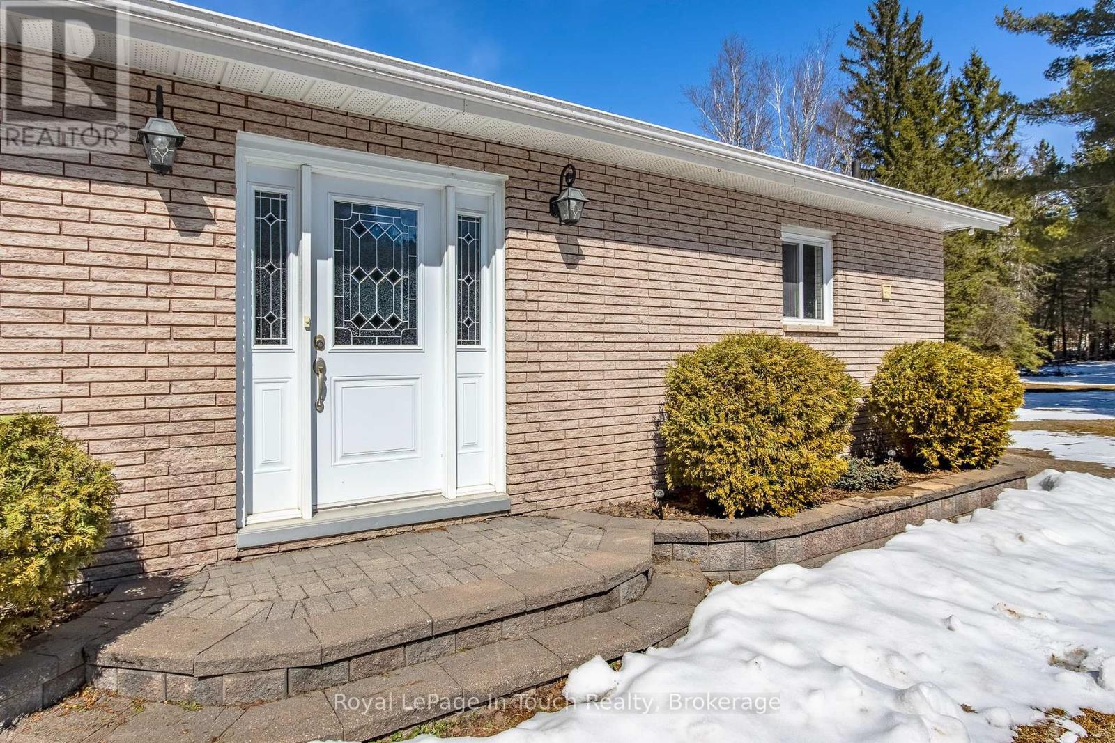 












284 CONCESSION 12 ROAD E

,
Tiny,




Ontario
L0L2J0

