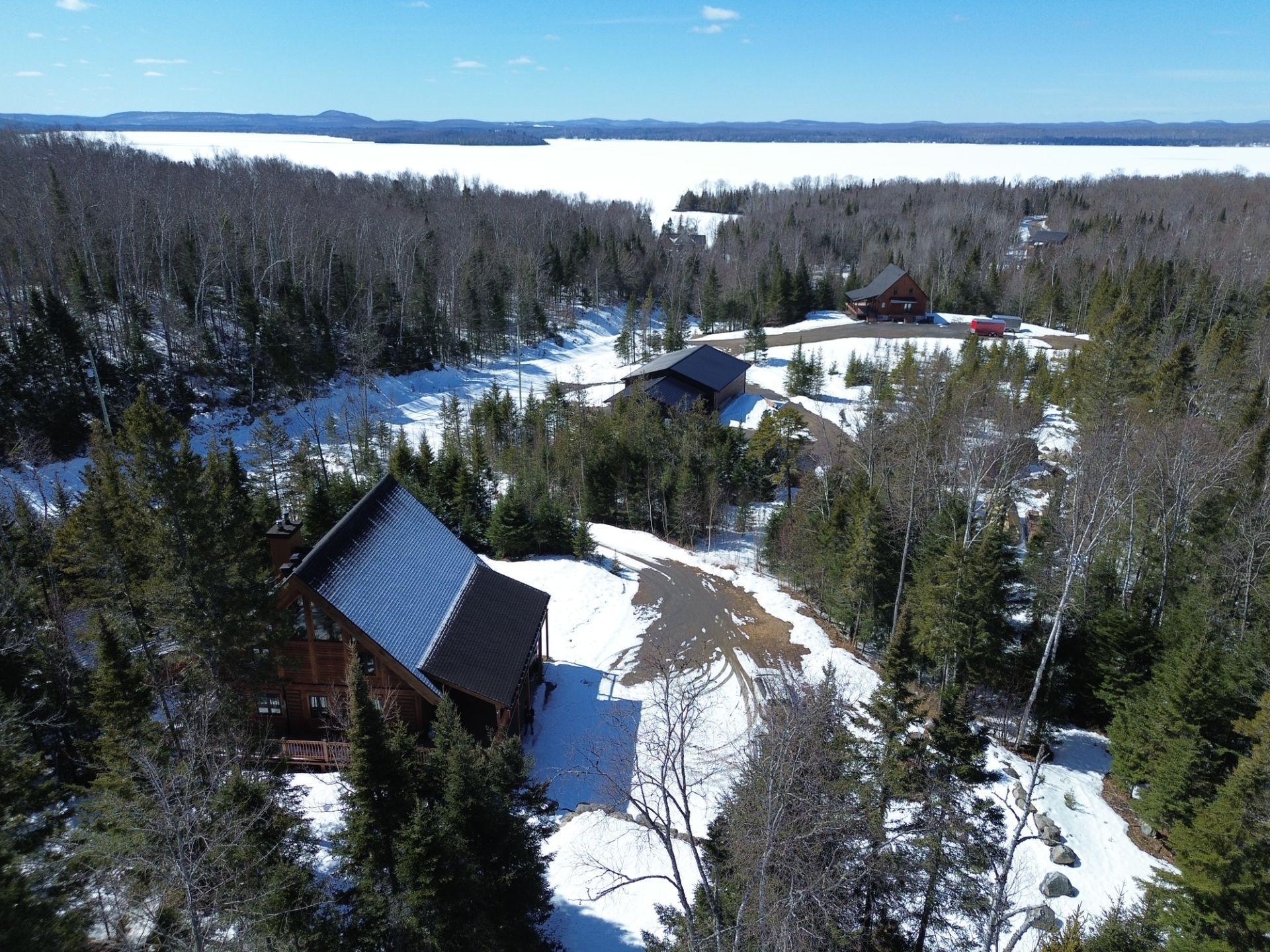 









25


Ch. Cordélia-Hamelin

,
Nominingue,




QC
J0W1R0

