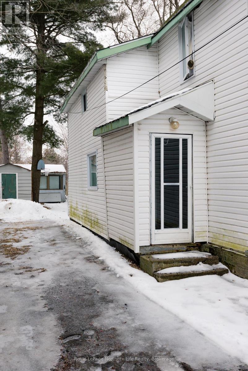 












444 SECOND AVENUE E

,
North Bay (Central),




Ontario
P1B1L8

