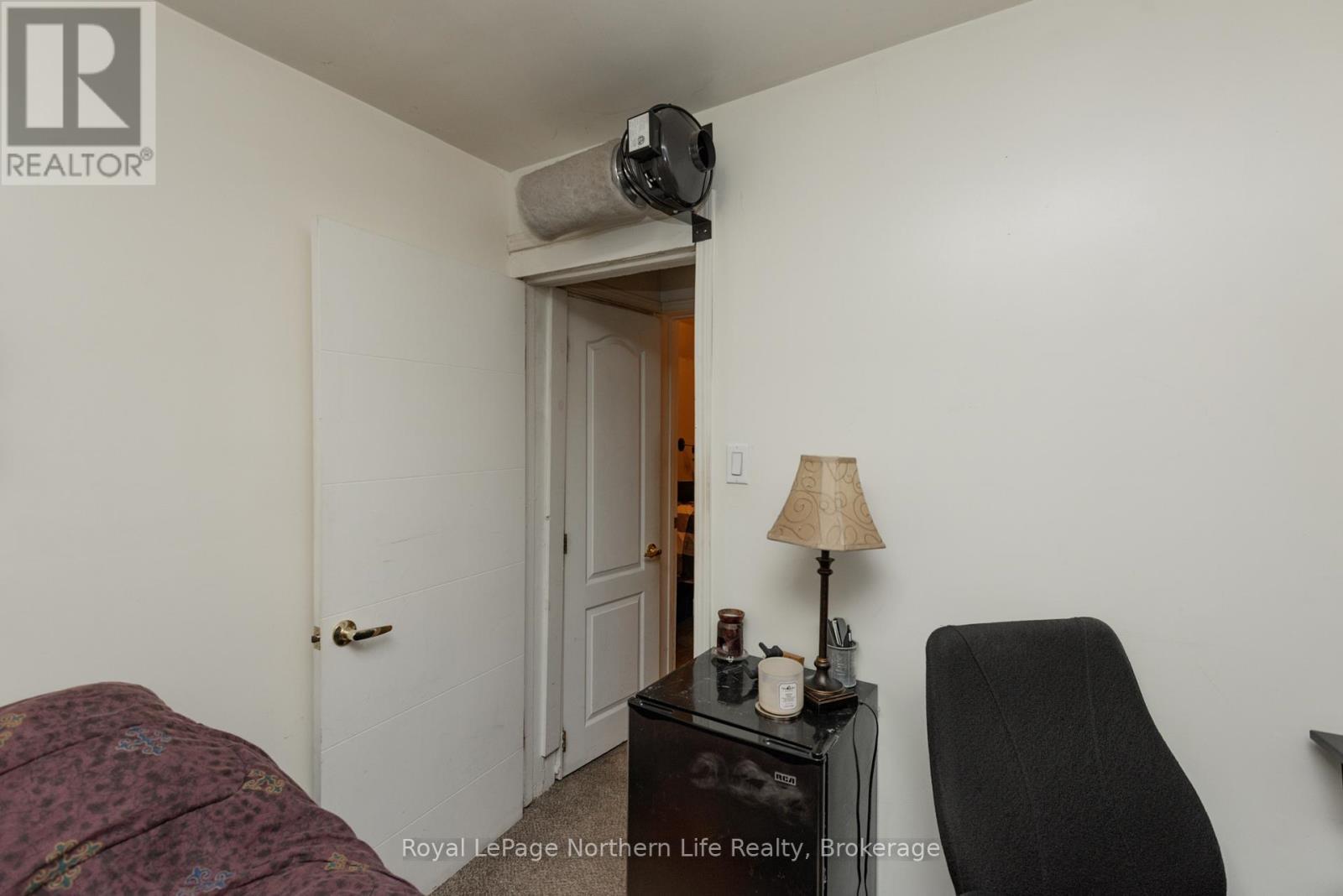 












444 SECOND AVENUE E

,
North Bay (Central),




Ontario
P1B1L8

