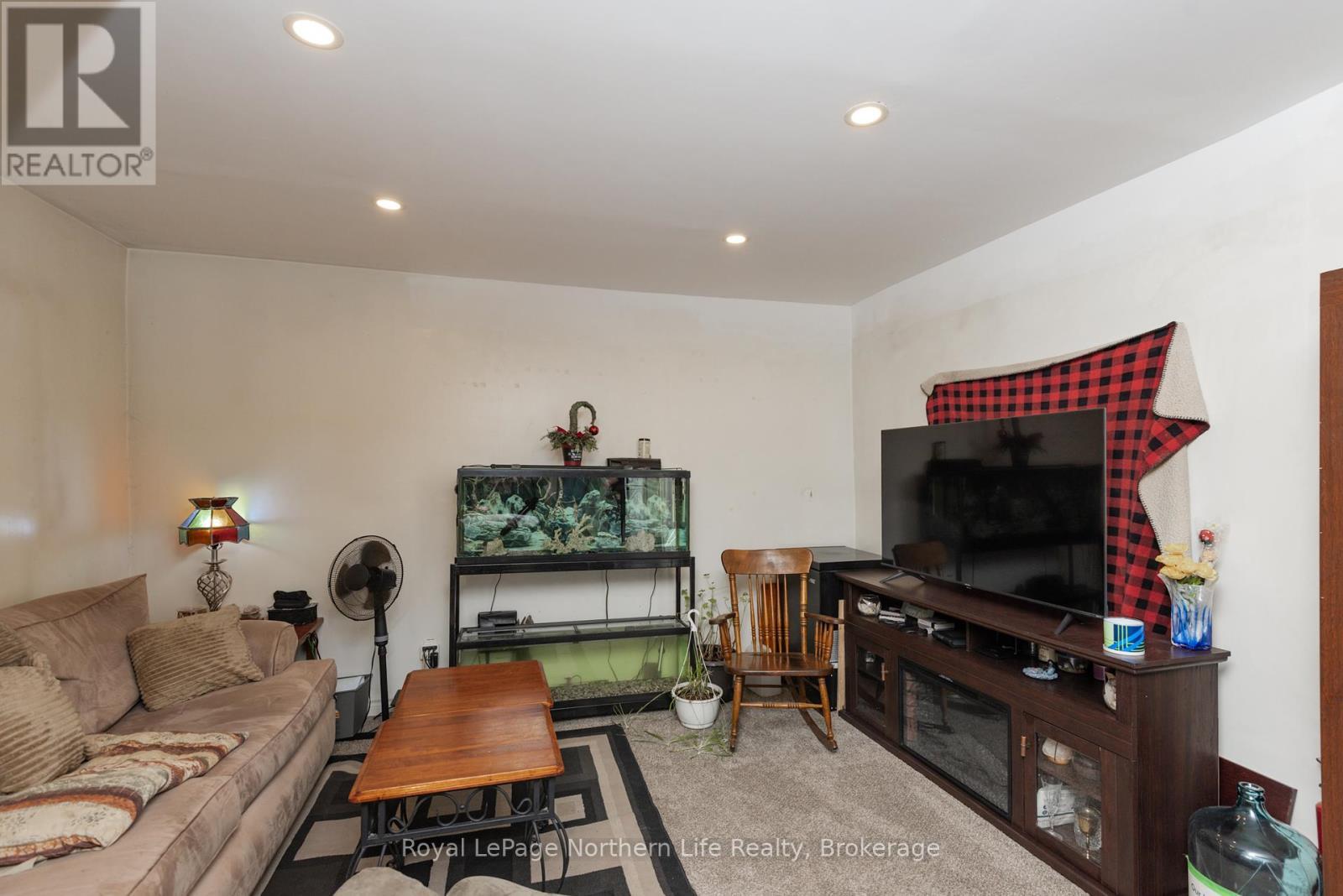 












444 SECOND AVENUE E

,
North Bay (Central),




Ontario
P1B1L8

