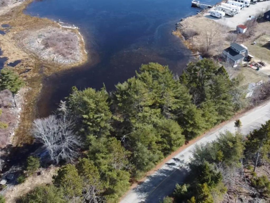 












Lot Crandall Point Road

,
Martins Point,







NS
B0J 2E0

