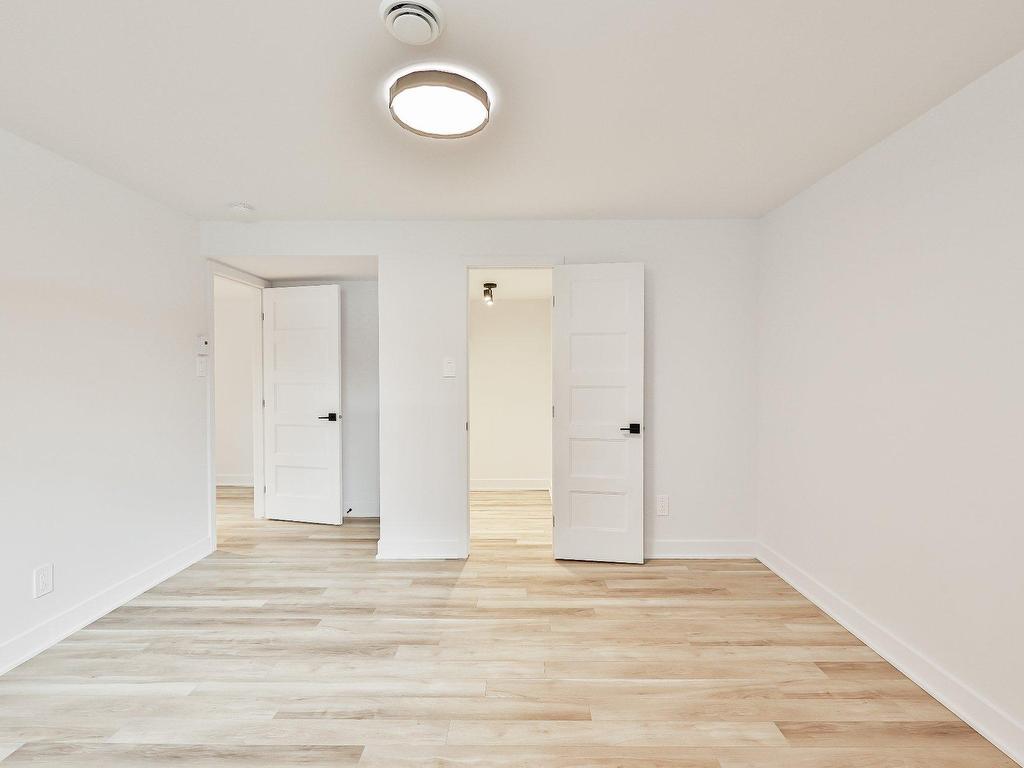 












Rue des Érables

,
L'Assomption,




QC
J5W5M1

