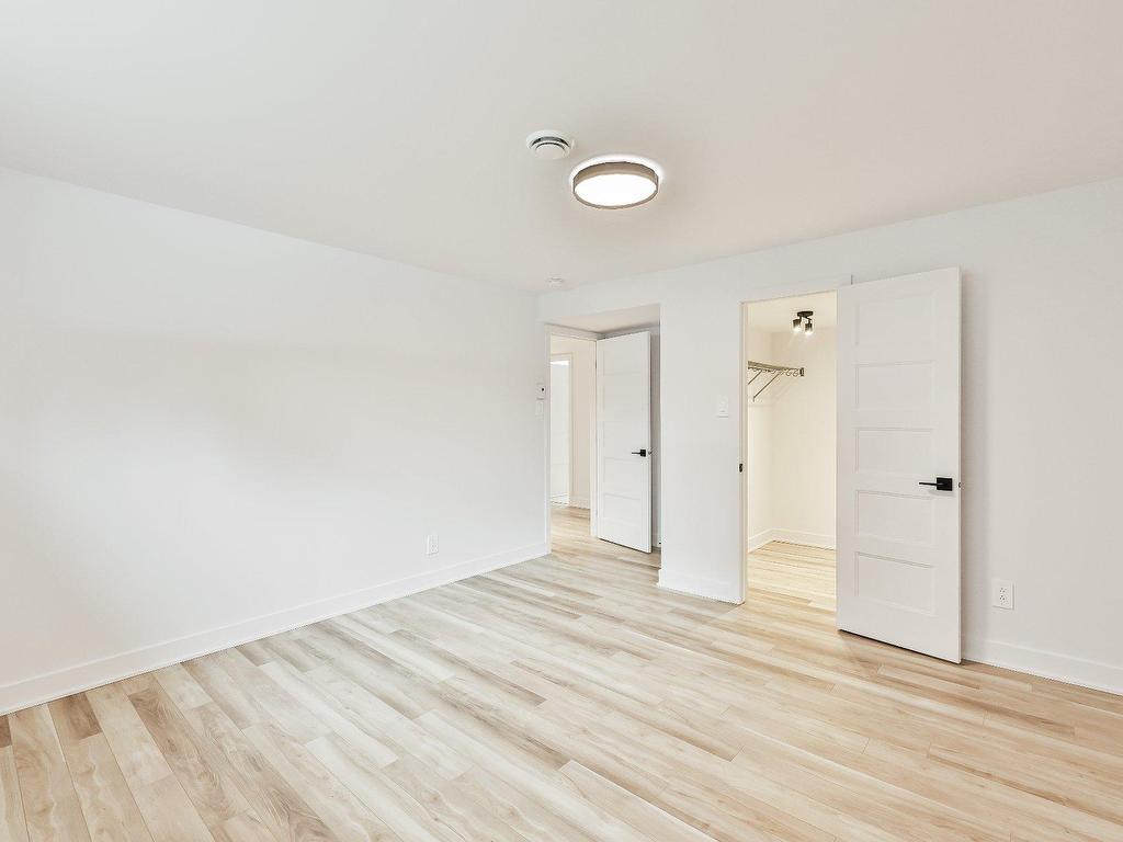 












Rue des Érables

,
L'Assomption,




QC
J5W5M1

