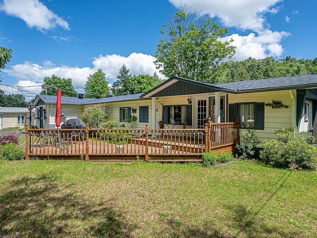 









114


Domaine-Val-Morin

,
Val-Morin,




QC
J0T2R0

