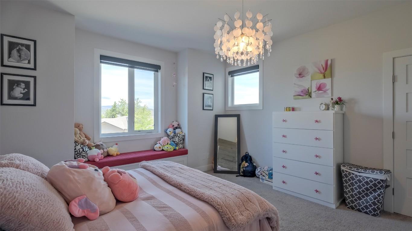 









593


Harrogate

Lane,
Kelowna,




BC
V1V 3A5

