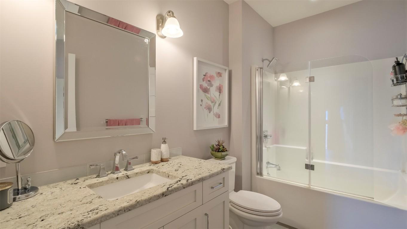 









593


Harrogate

Lane,
Kelowna,




BC
V1V 3A5

