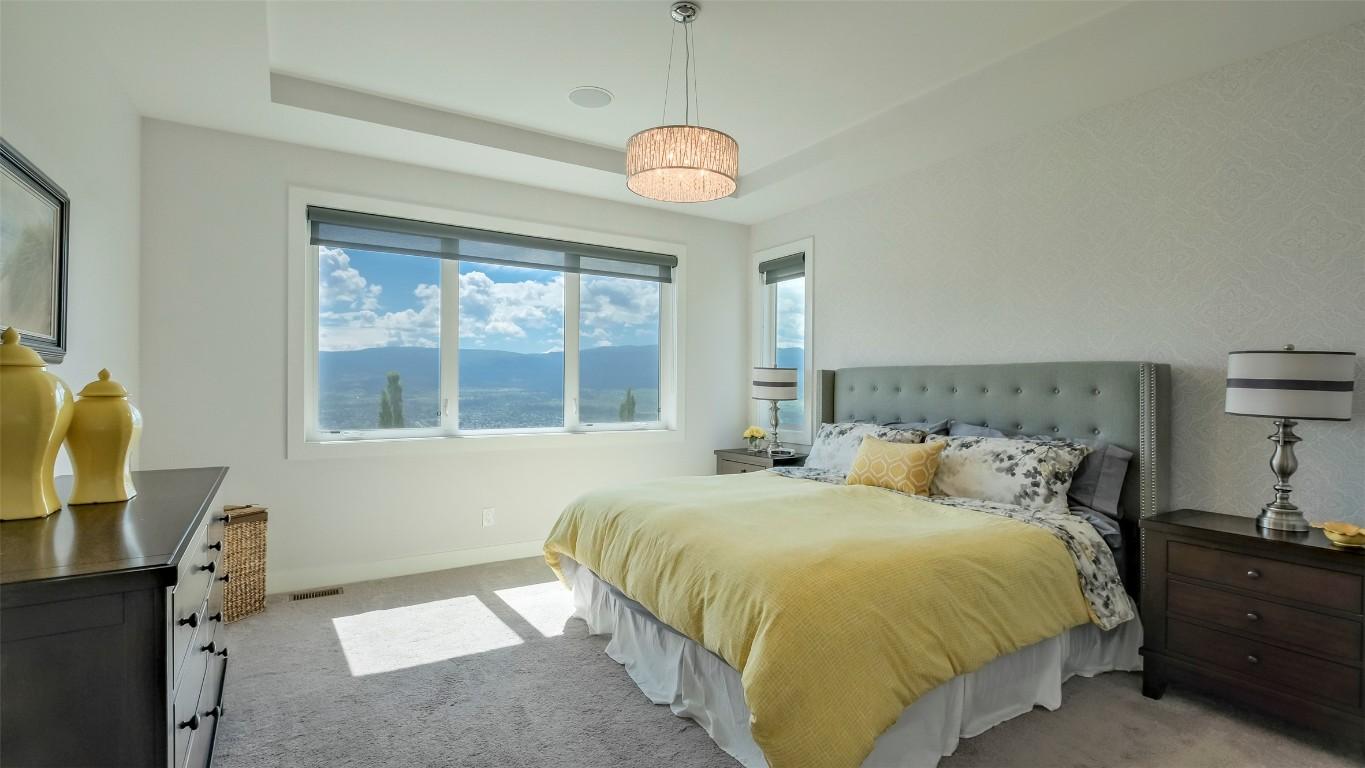 









593


Harrogate

Lane,
Kelowna,




BC
V1V 3A5

