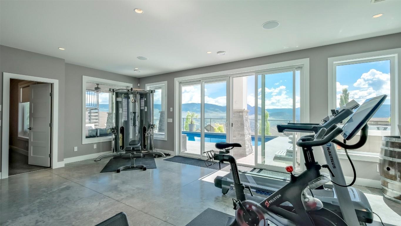 









593


Harrogate

Lane,
Kelowna,




BC
V1V 3A5

