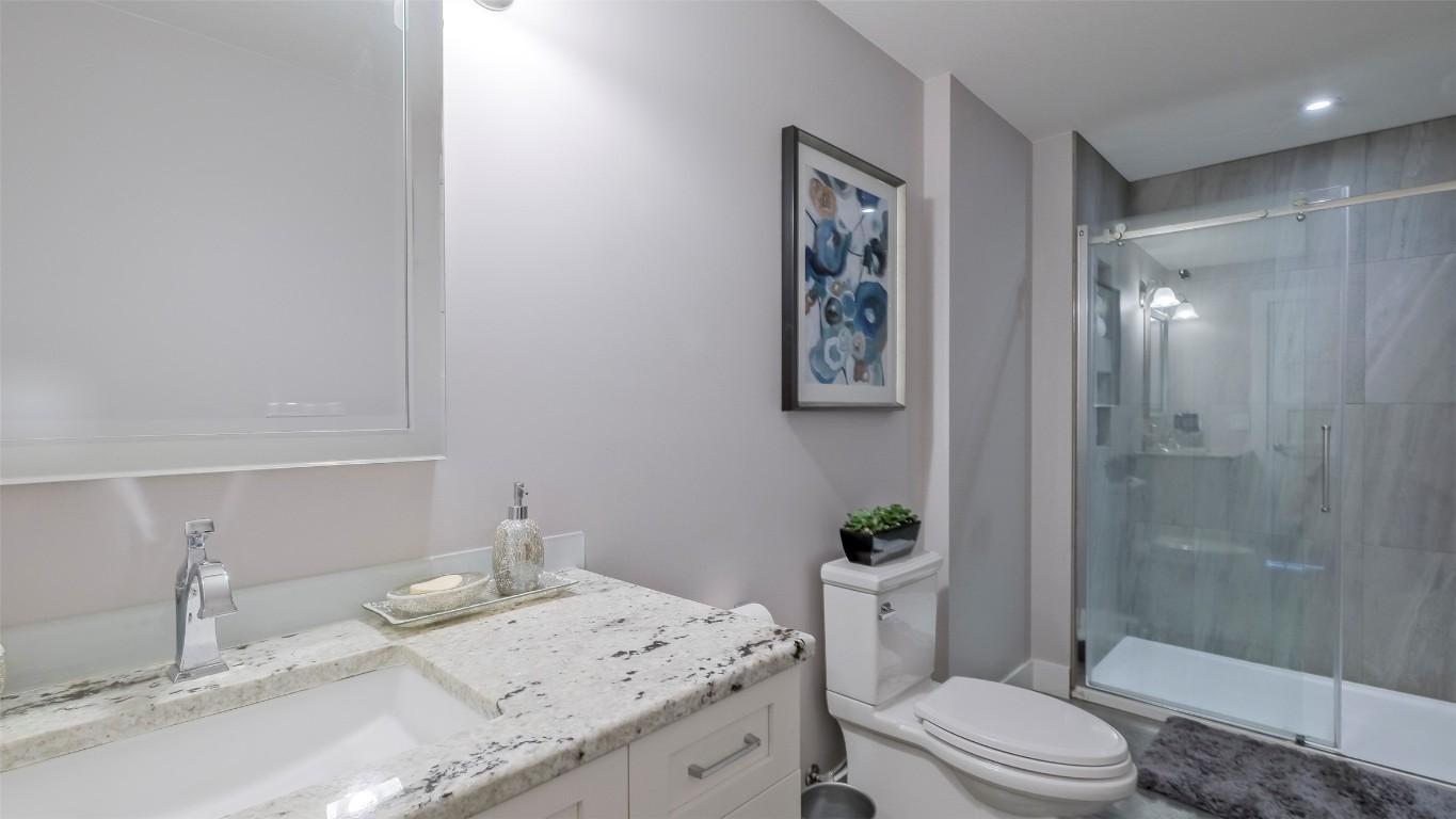 









593


Harrogate

Lane,
Kelowna,




BC
V1V 3A5

