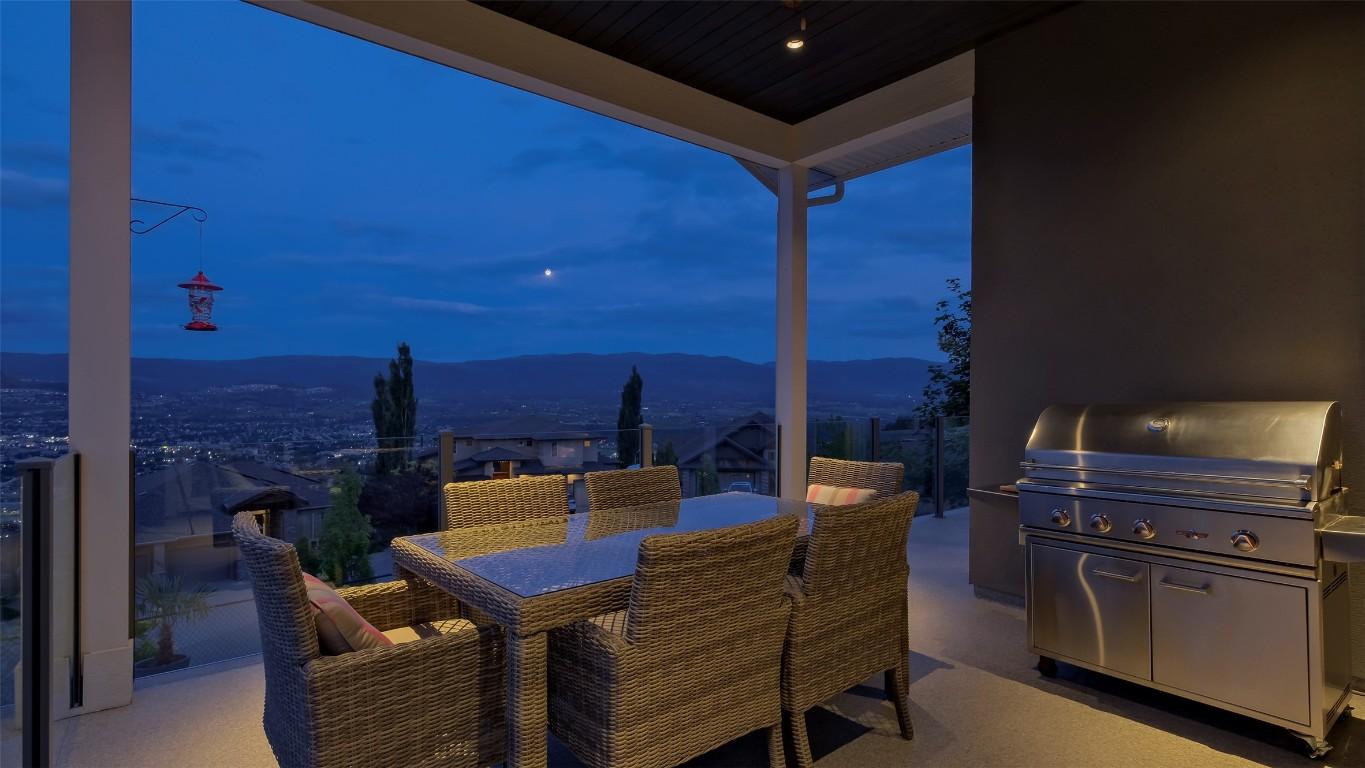 









593


Harrogate

Lane,
Kelowna,




BC
V1V 3A5

