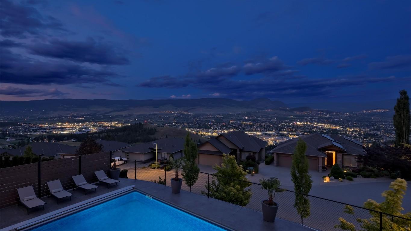 









593


Harrogate

Lane,
Kelowna,




BC
V1V 3A5

