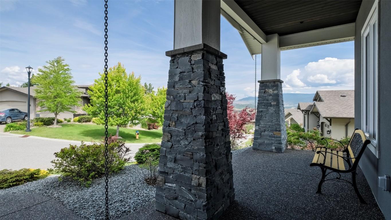 









593


Harrogate

Lane,
Kelowna,




BC
V1V 3A5

