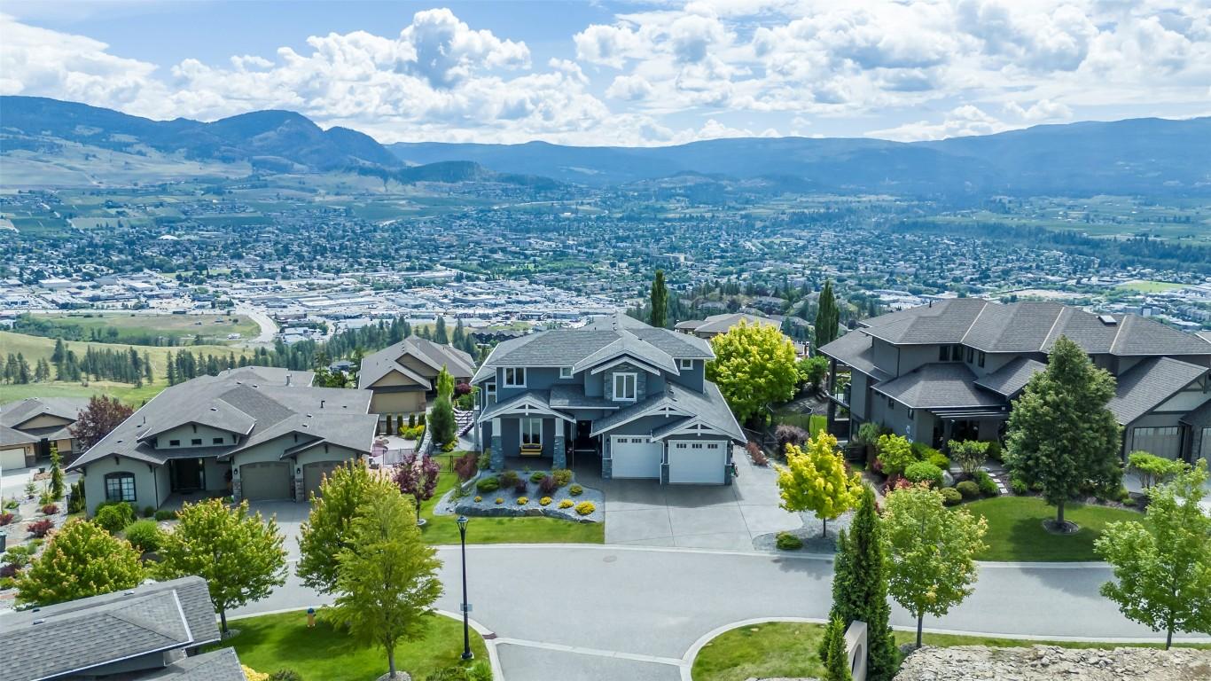 









593


Harrogate

Lane,
Kelowna,




BC
V1V 3A5

