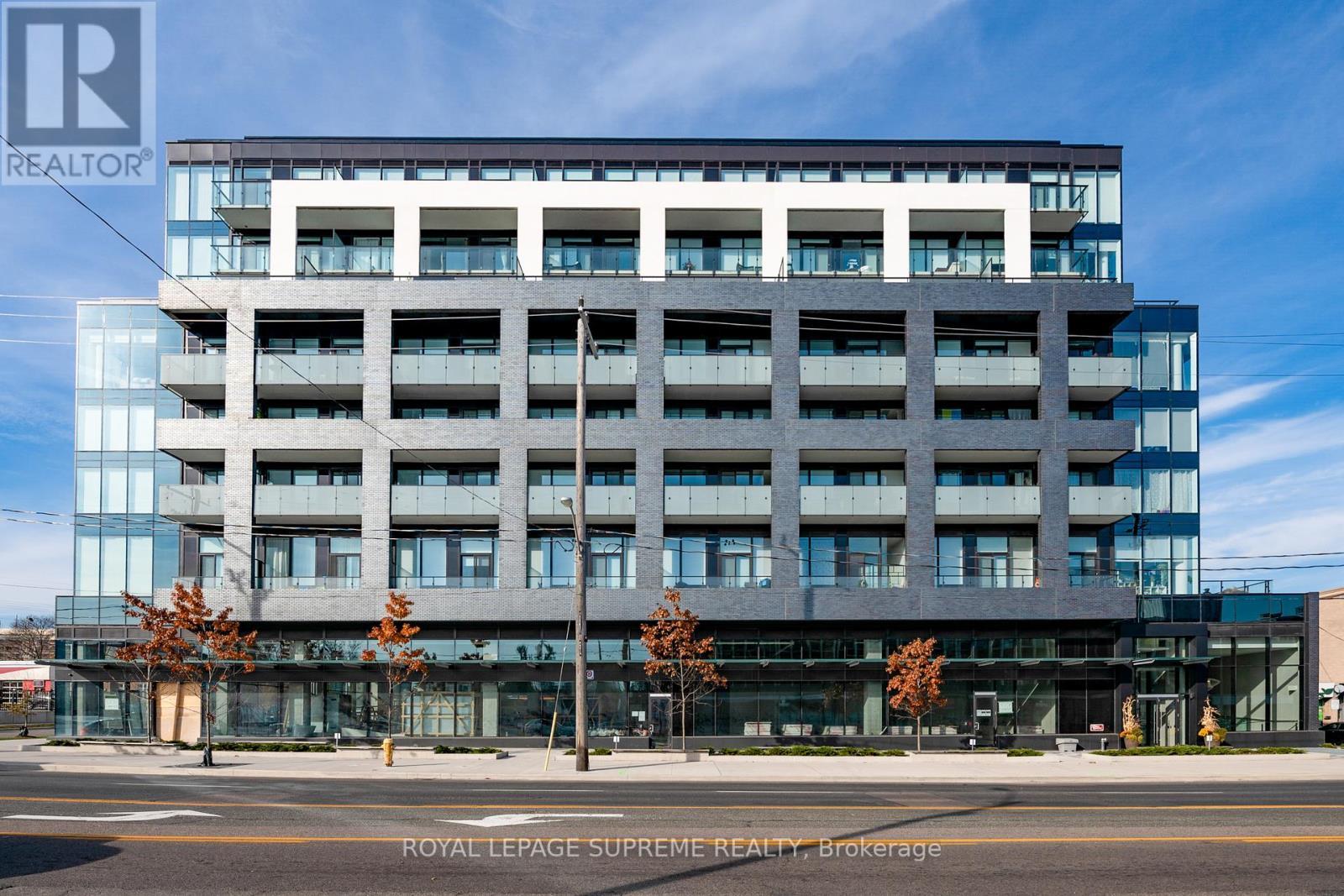












215 - 4208 DUNDAS STREET W

,
Toronto,




Ontario
M8X0B1

