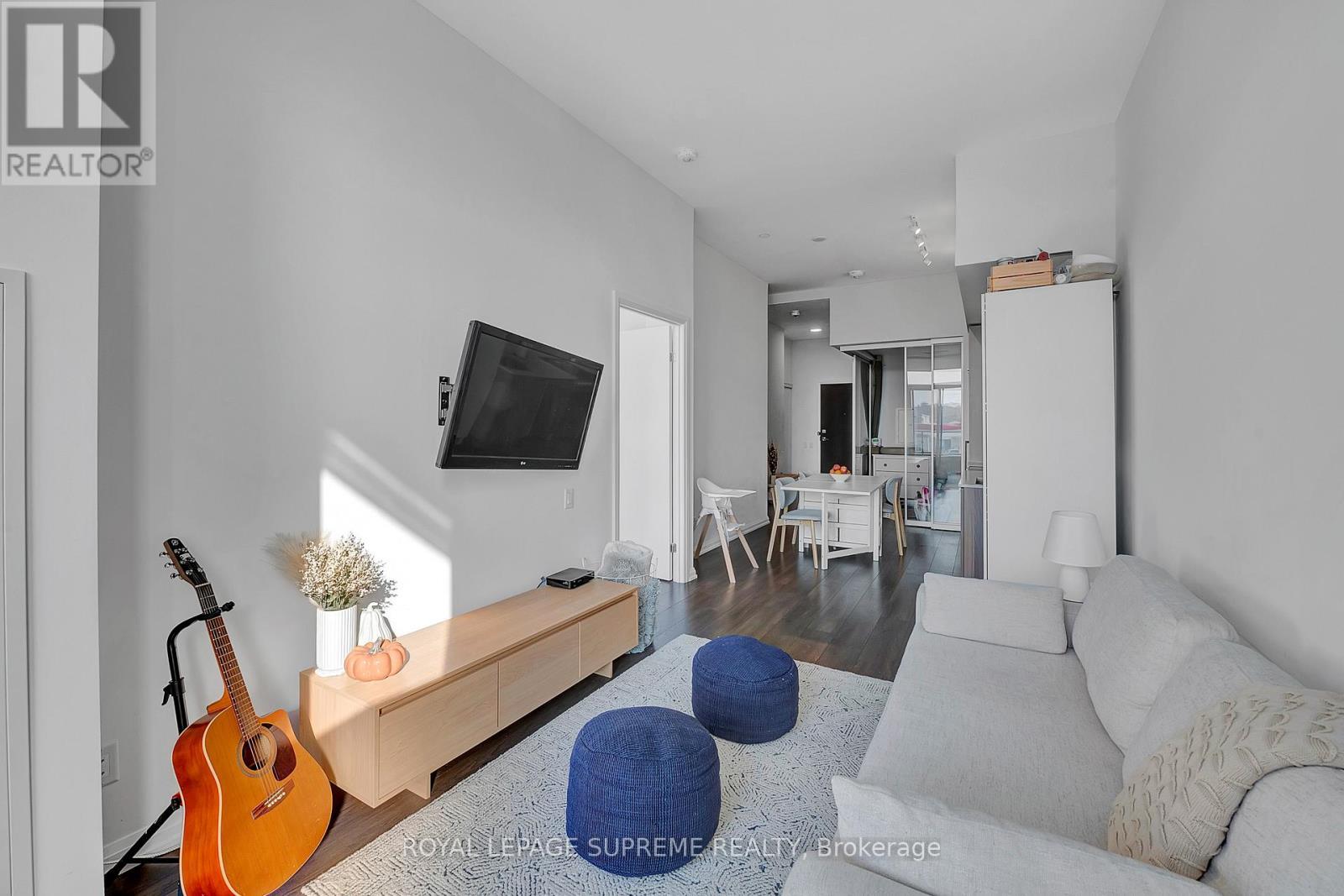 












215 - 4208 DUNDAS STREET W

,
Toronto,




Ontario
M8X0B1

