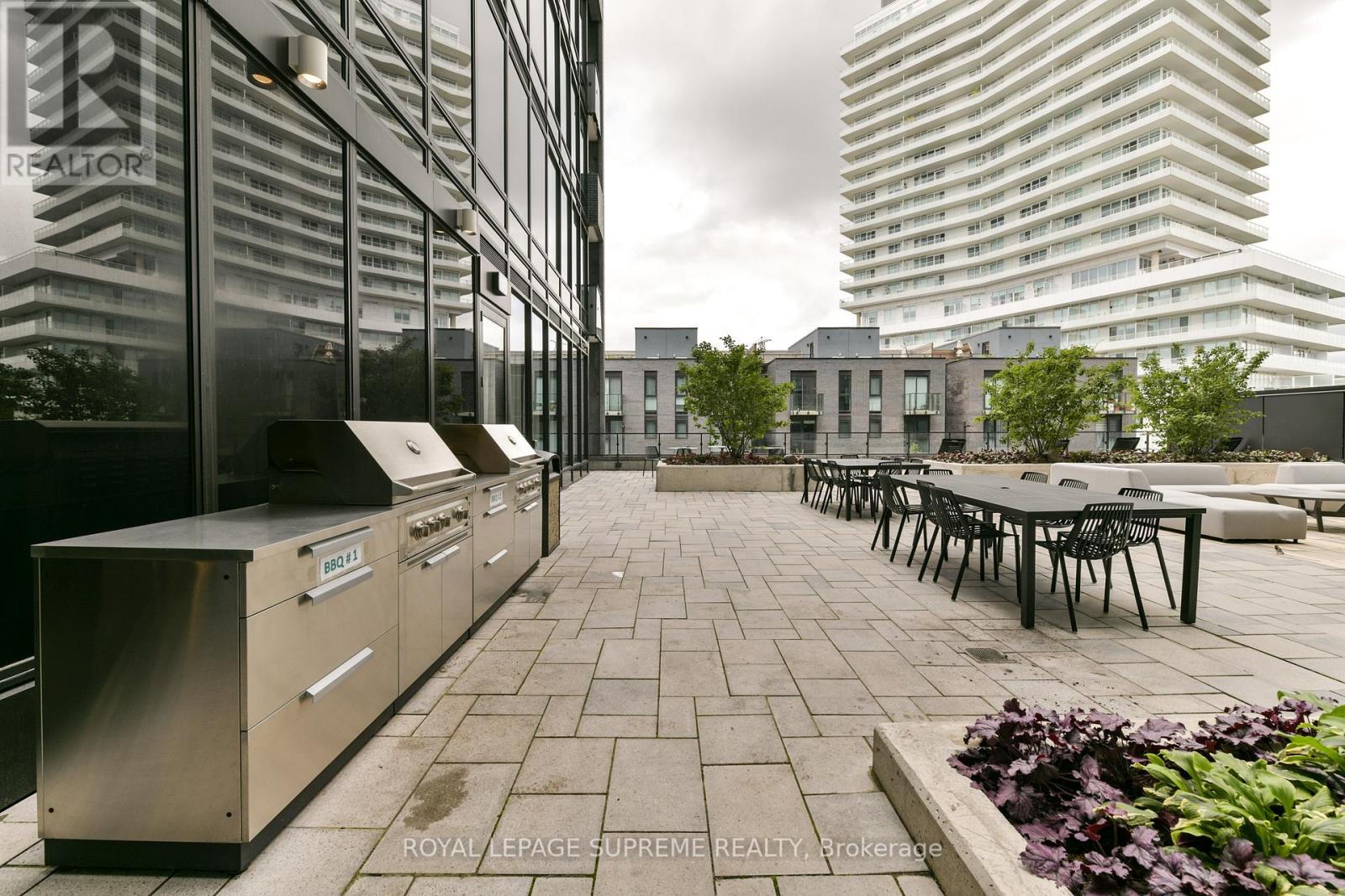 












215 - 4208 DUNDAS STREET W

,
Toronto,




Ontario
M8X0B1

