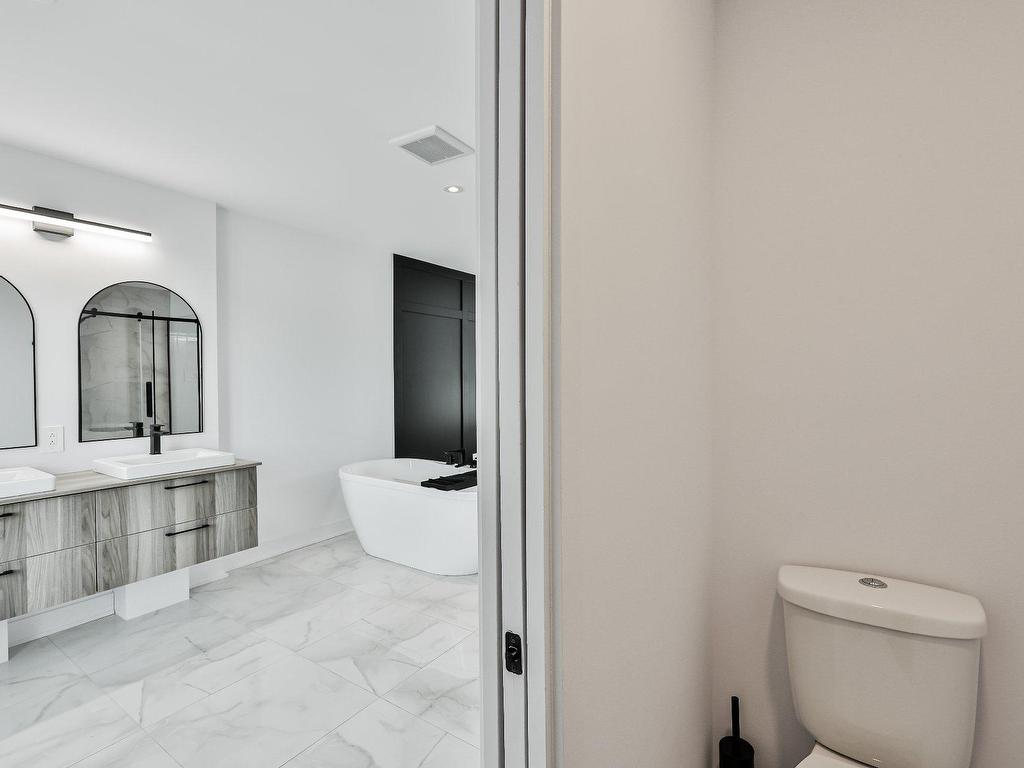 









66


Rue de l'Ancrage

,
Lanoraie,




QC
J0K1E0

