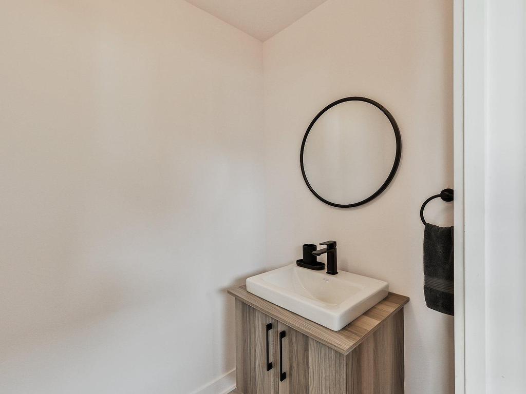 









66


Rue de l'Ancrage

,
Lanoraie,




QC
J0K1E0

