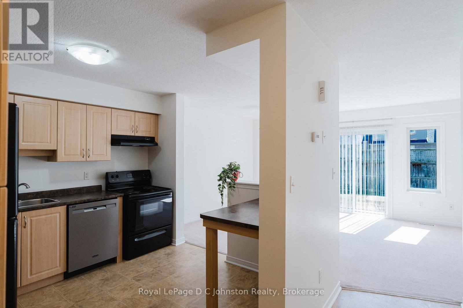 












94 - 409 JOSEPH STREET

,
Saugeen Shores,




Ontario
N0H2C2

