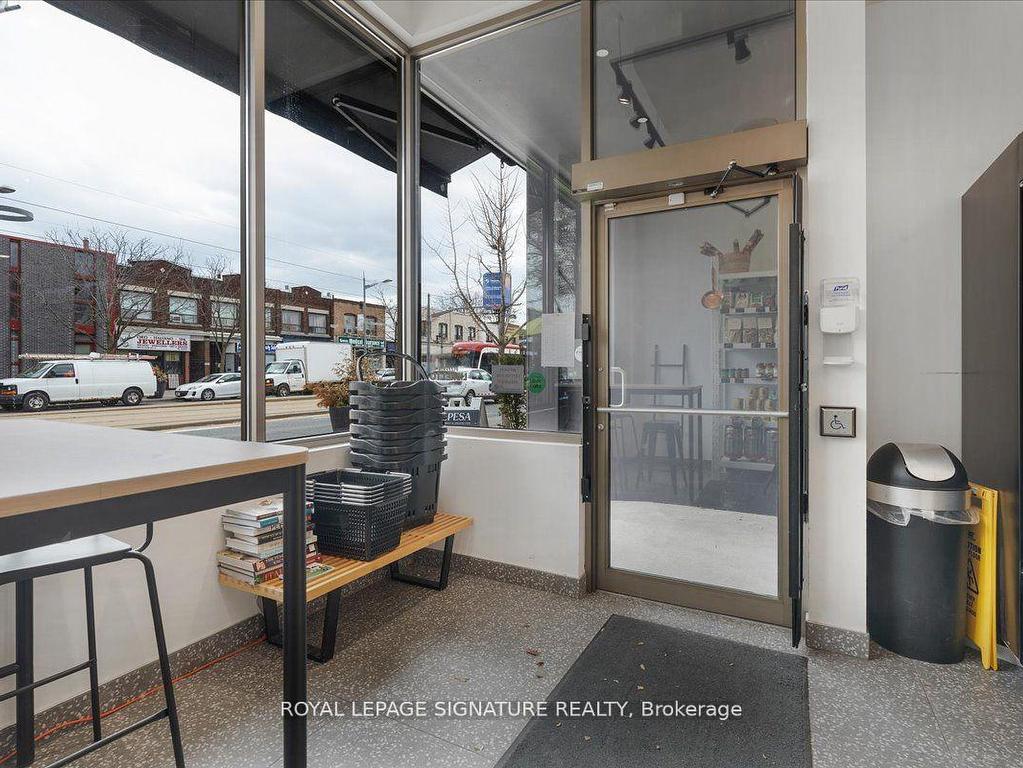 









1700


St Clair

Avenue West,
Toronto,




ON
M6N 1J1

