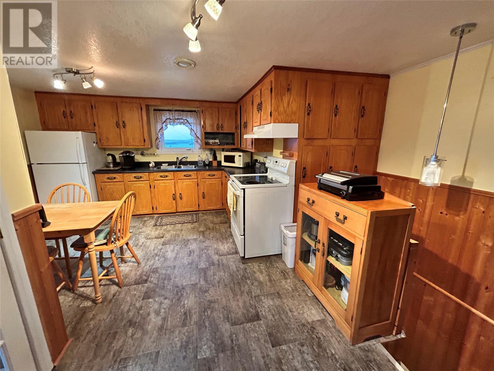 












2 Carters Lane

,
Port aux Basques,




Newfoundland & Labrador
A0M1C0

