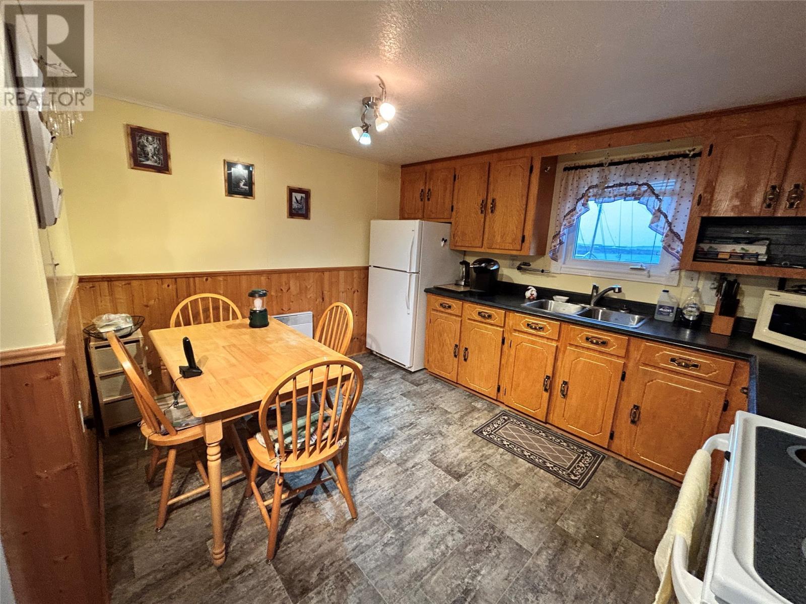 












2 Carters Lane

,
Port aux Basques,




Newfoundland & Labrador
A0M1C0

