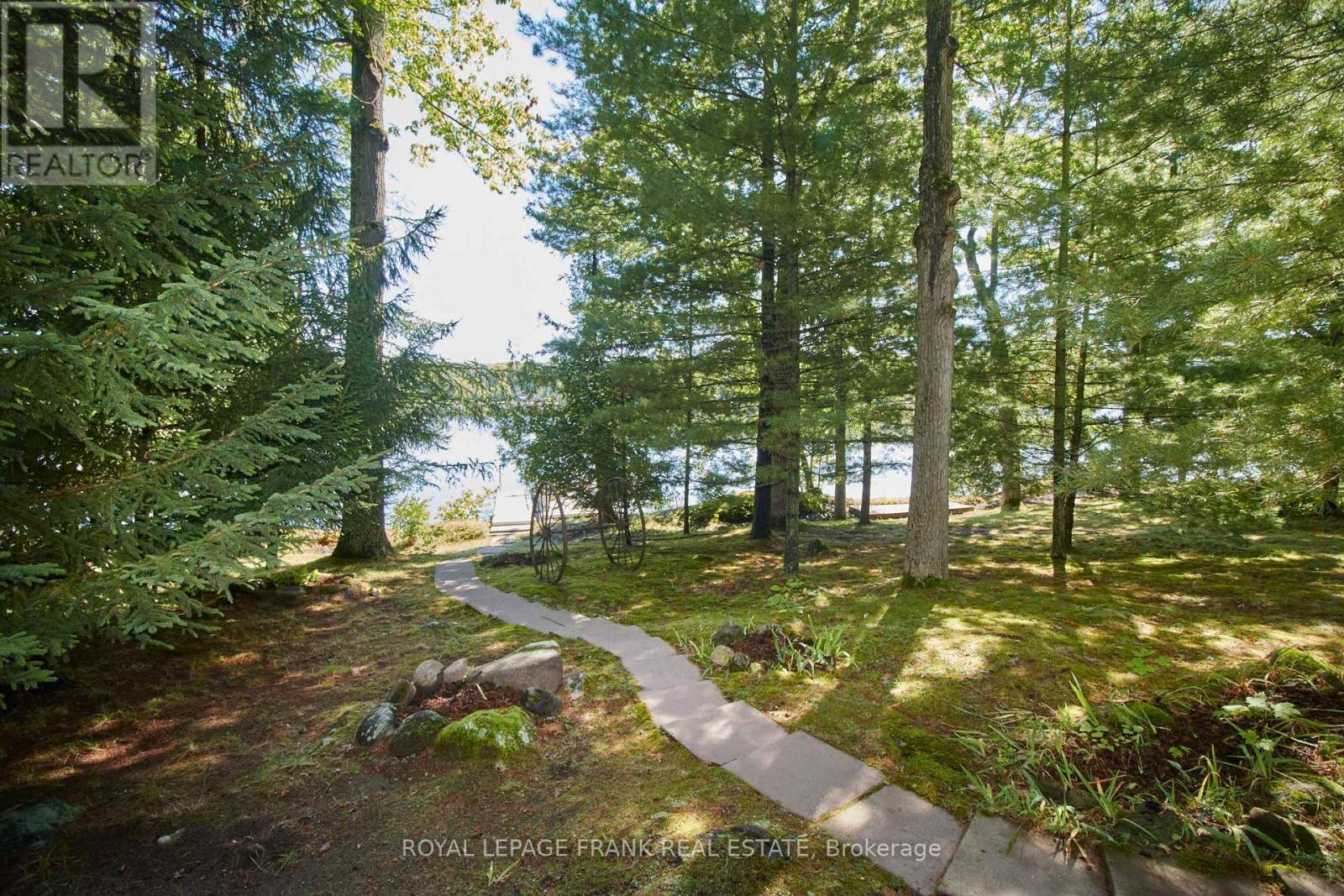 












2A WHITE ISLAND

,
Alnwick/Haldimand,




Ontario
K0K2X0

