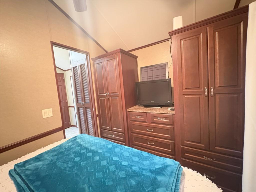 









5478


93/95

Highway, 19,
Fairmont Hot Springs,







BC
V0B 1L1

