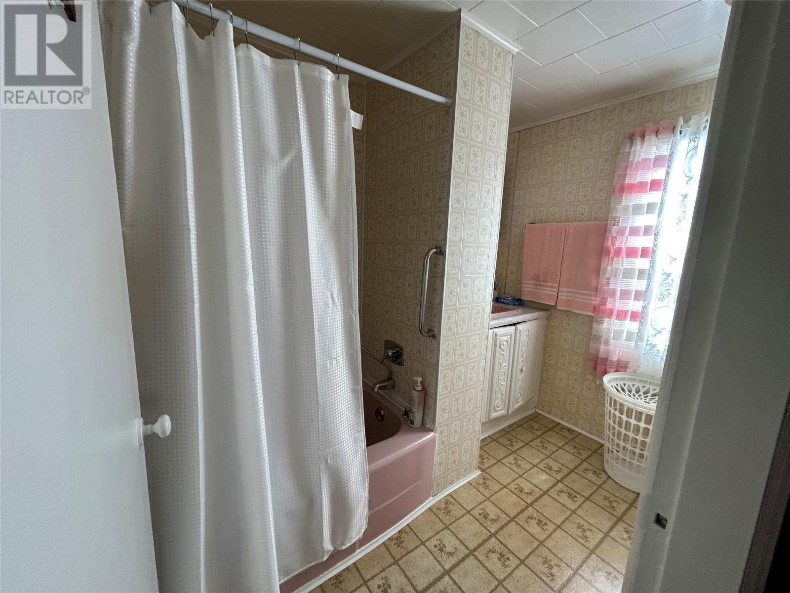 












127 Main Street

,
Port aux Basques,




Newfoundland & Labrador
A0M1C0

