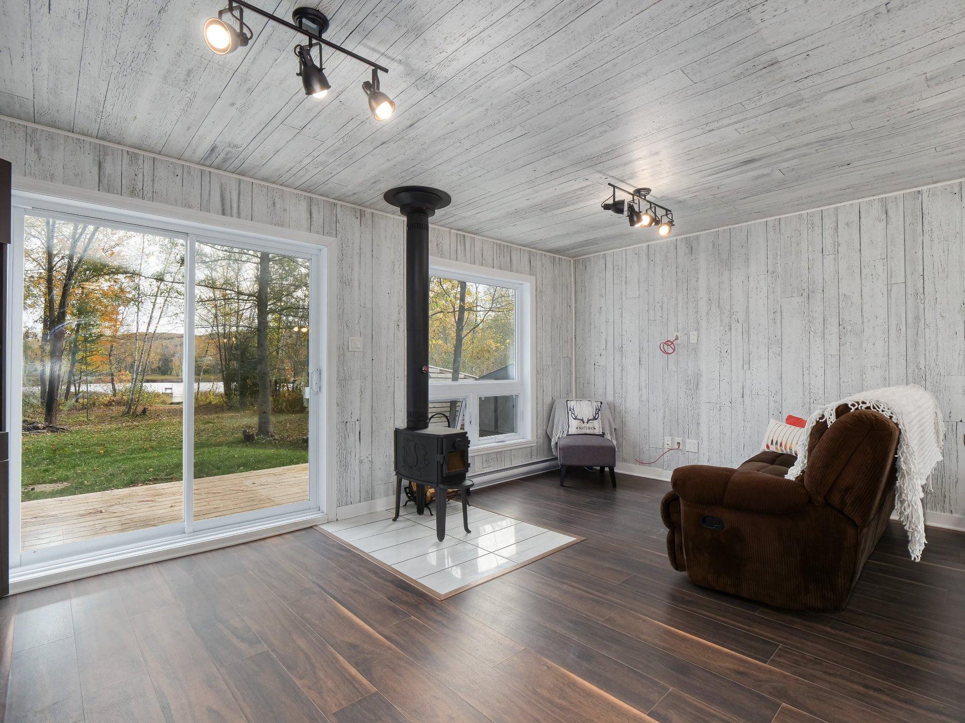 









19


Rue Paul

,
Saint-Jean-de-Matha,




QC
J0K2S0

