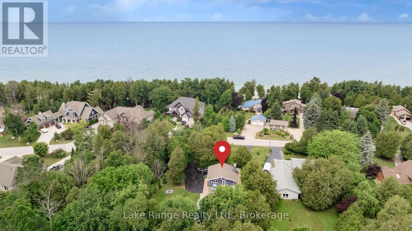 












202 BIRCHWOOD AVENUE

,
Kincardine,




Ontario
N0G2T0

