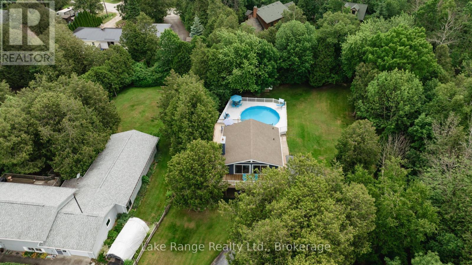 












202 BIRCHWOOD AVENUE

,
Kincardine,




Ontario
N0G2T0

