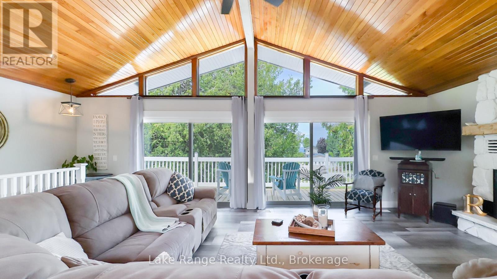 












202 BIRCHWOOD AVENUE

,
Kincardine,




Ontario
N0G2T0

