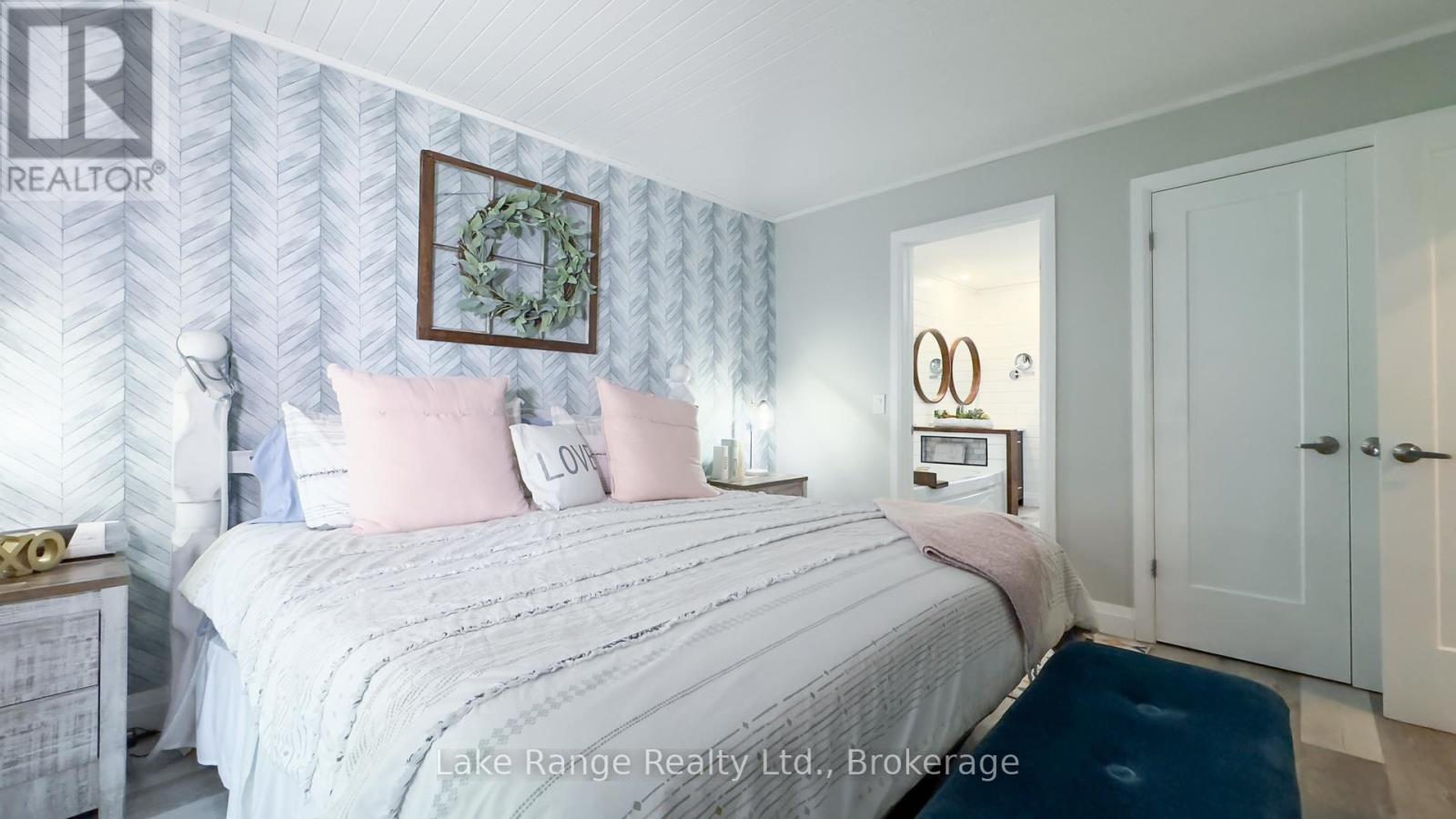 












202 BIRCHWOOD AVENUE

,
Kincardine,




Ontario
N0G2T0

