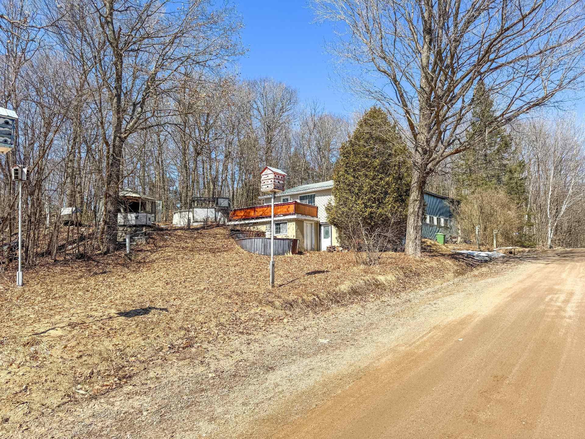 









156


Ch. Danis

,
Grenville-sur-la-Rouge,




QC
J0V1B0

