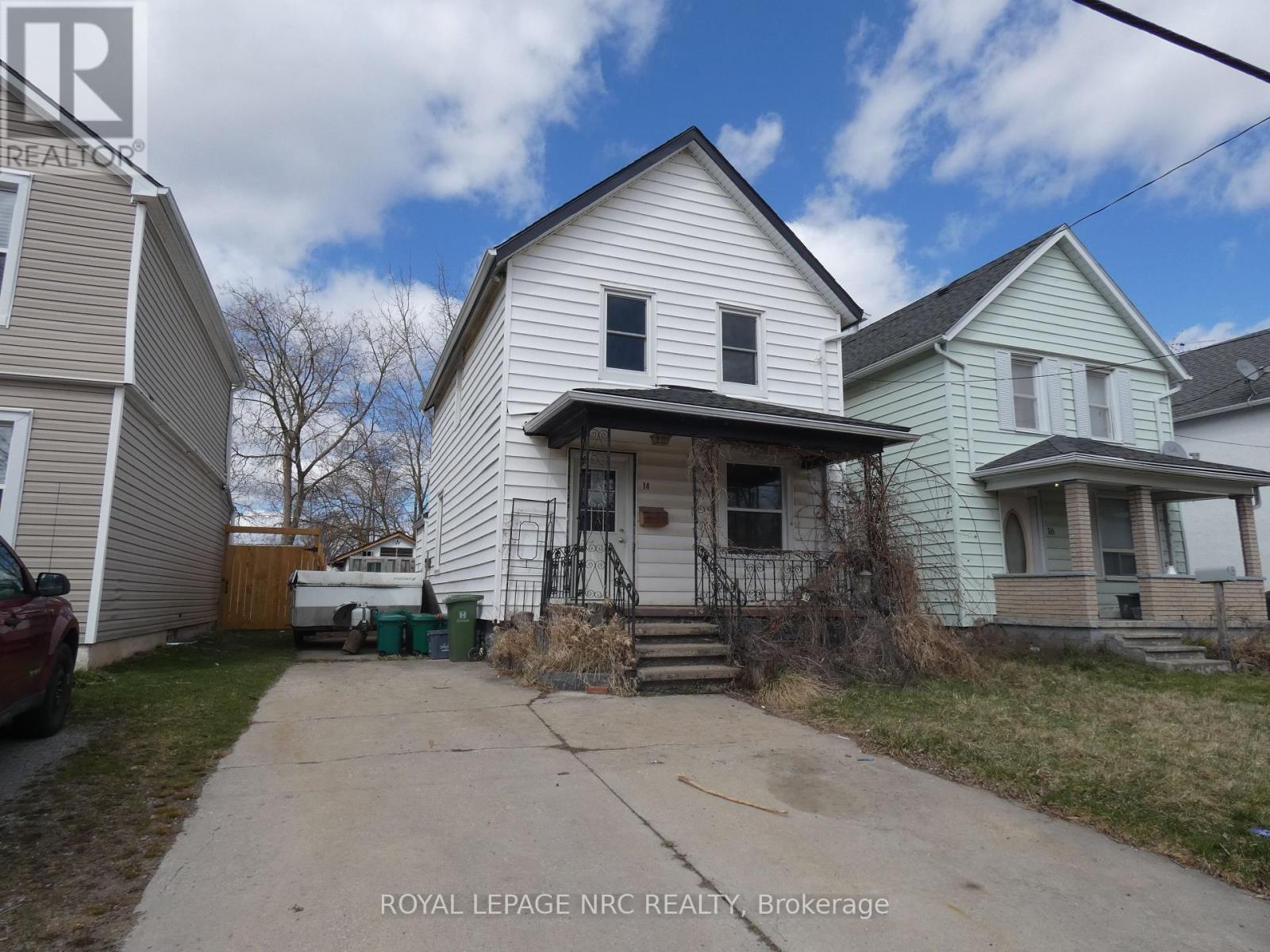 












14 VICTORIA STREET

,
Welland (Welland Downtown),




Ontario
L3B4L5


