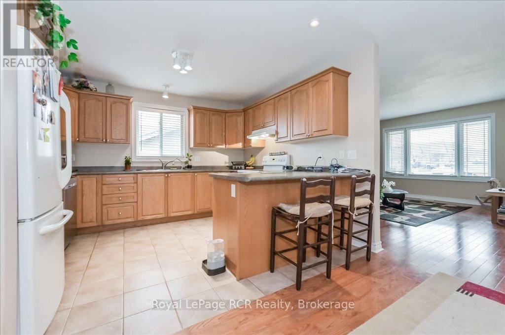 












675 ALBERT STREET

,
Wellington North (Mount Forest),




Ontario
N0G2L2


