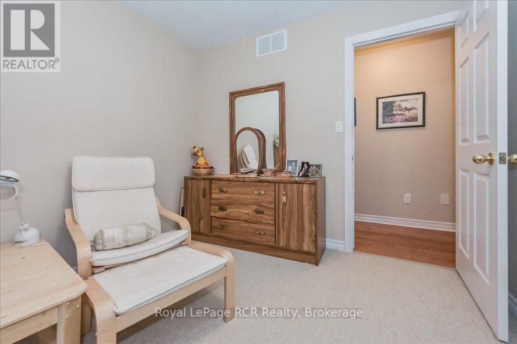 












675 ALBERT STREET

,
Wellington North (Mount Forest),




Ontario
N0G2L2

