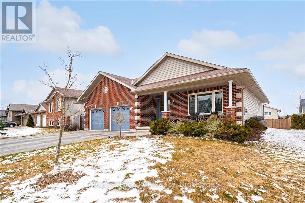 












675 ALBERT STREET

,
Wellington North (Mount Forest),




Ontario
N0G2L2

