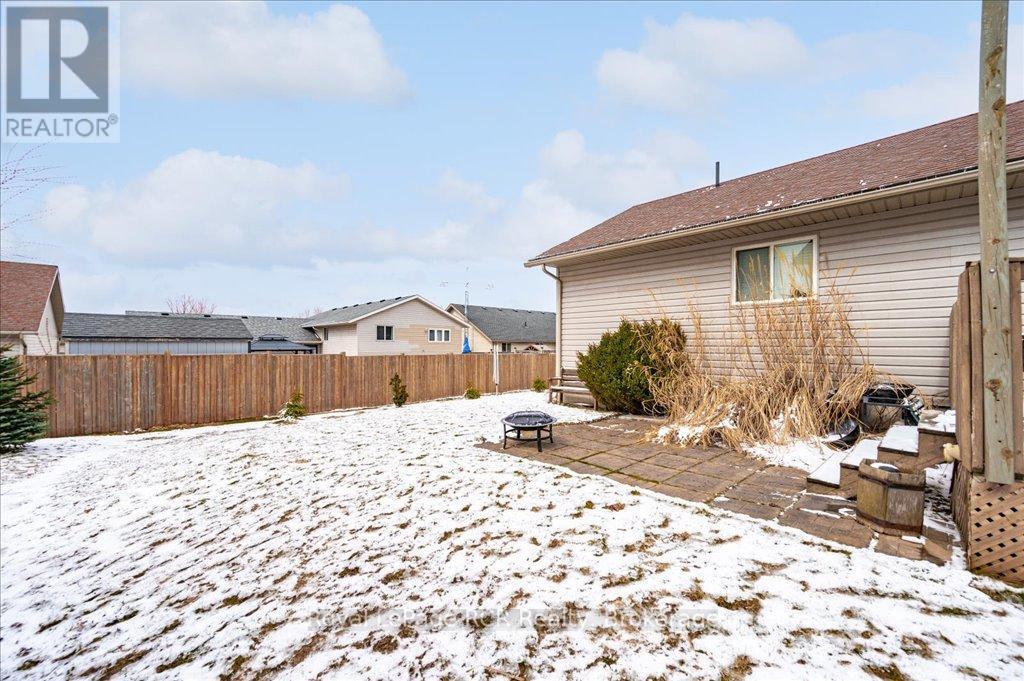 












675 ALBERT STREET

,
Wellington North (Mount Forest),




Ontario
N0G2L2

