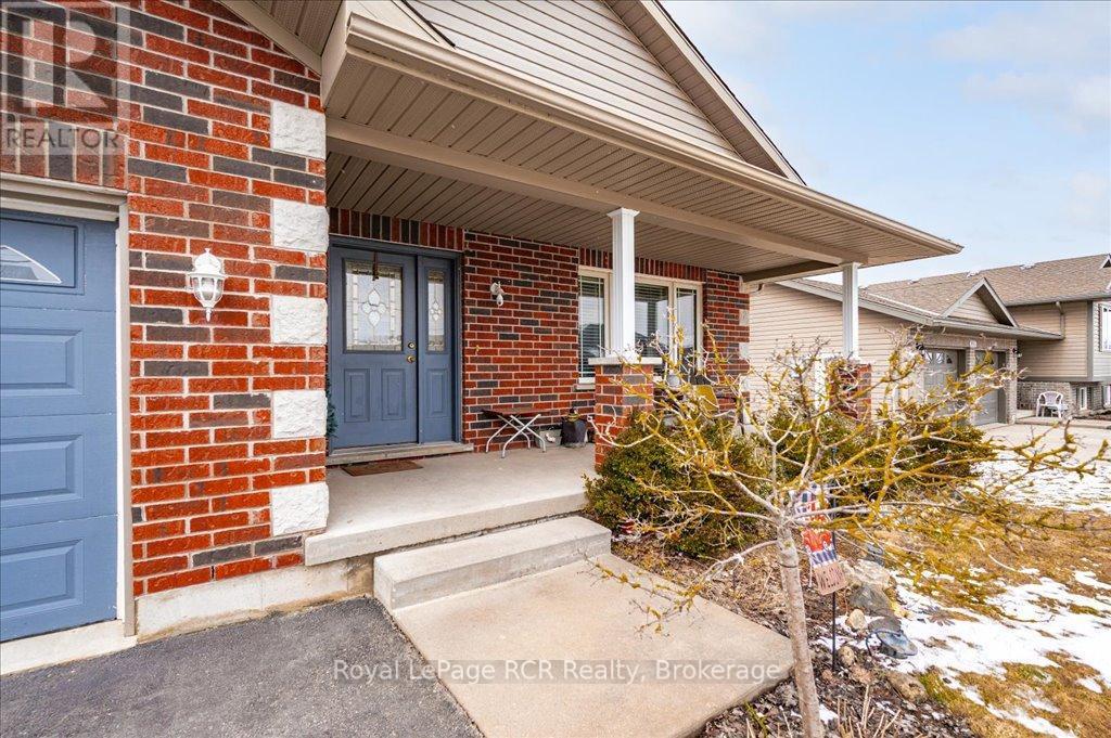 












675 ALBERT STREET

,
Wellington North (Mount Forest),




Ontario
N0G2L2

