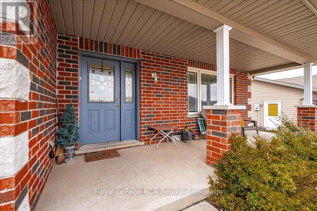 












675 ALBERT STREET

,
Wellington North (Mount Forest),




Ontario
N0G2L2

