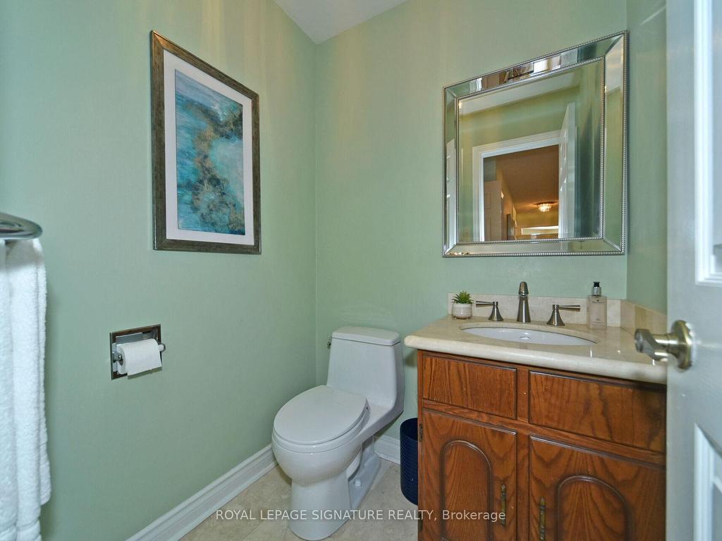 









65


Long Island

Crescent,
Markham,




ON
L3P 7M1

