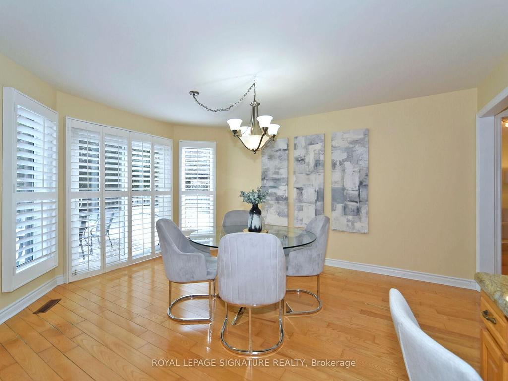 









65


Long Island

Crescent,
Markham,




ON
L3P 7M1

