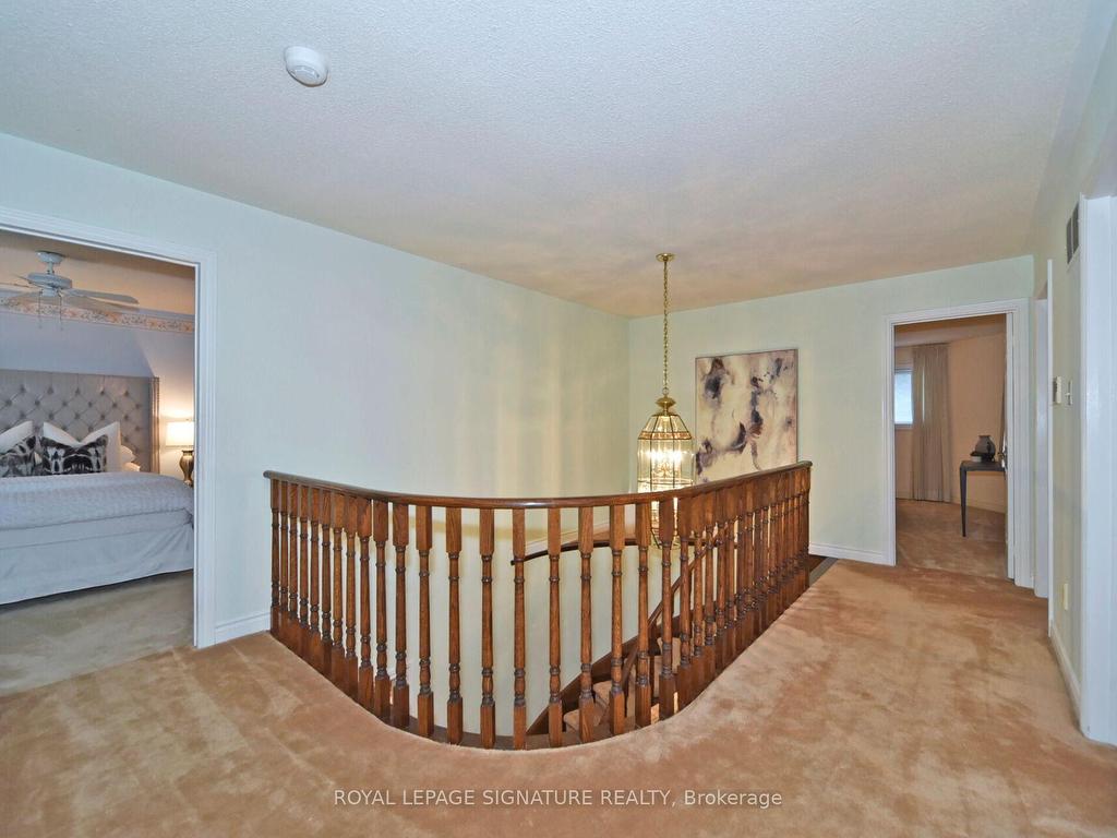 









65


Long Island

Crescent,
Markham,




ON
L3P 7M1

