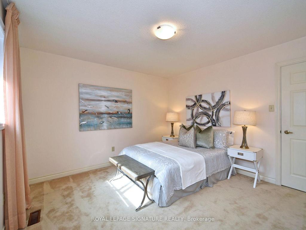 









65


Long Island

Crescent,
Markham,




ON
L3P 7M1

