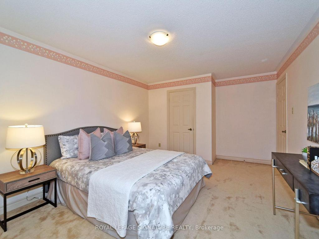 









65


Long Island

Crescent,
Markham,




ON
L3P 7M1

