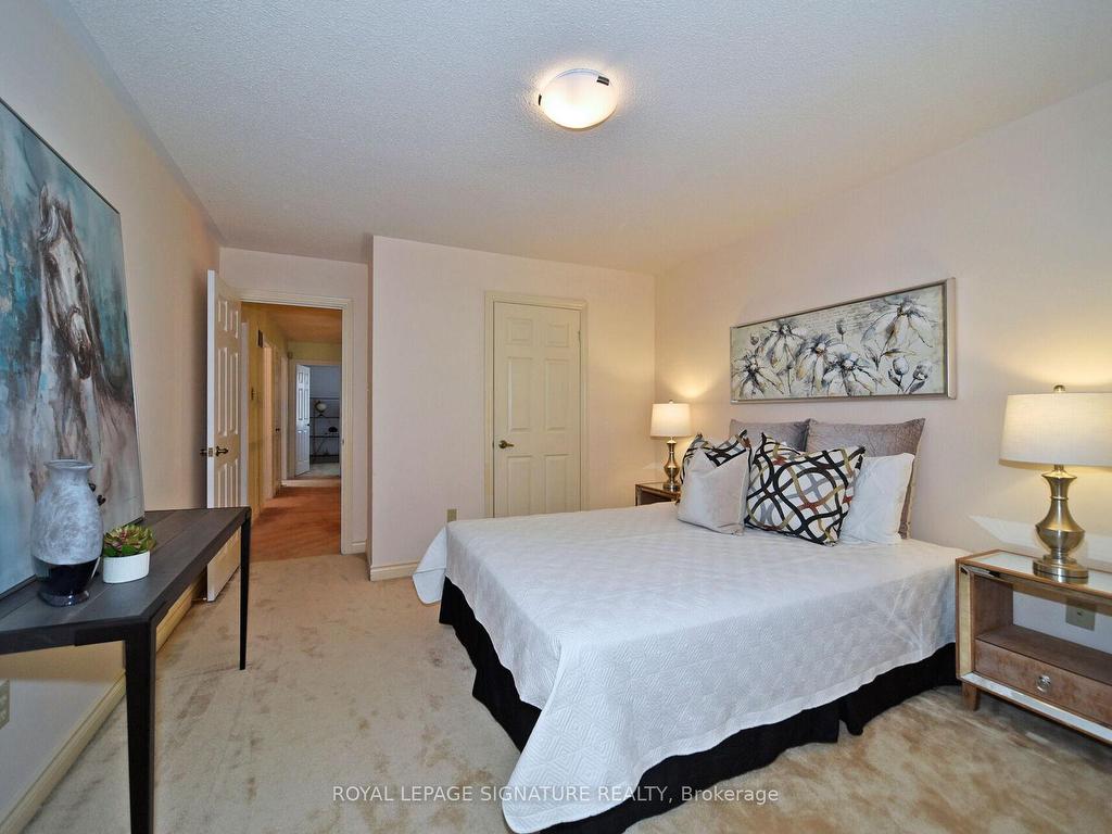 









65


Long Island

Crescent,
Markham,




ON
L3P 7M1

